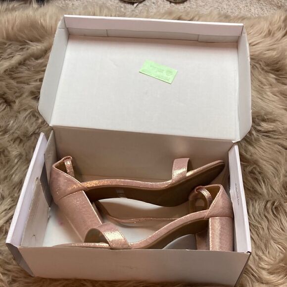 DREAM PAIRS Champagne Low-Chunk Heel Pump Open Toe Ankle Strap Sandals - Picture 10 of 16